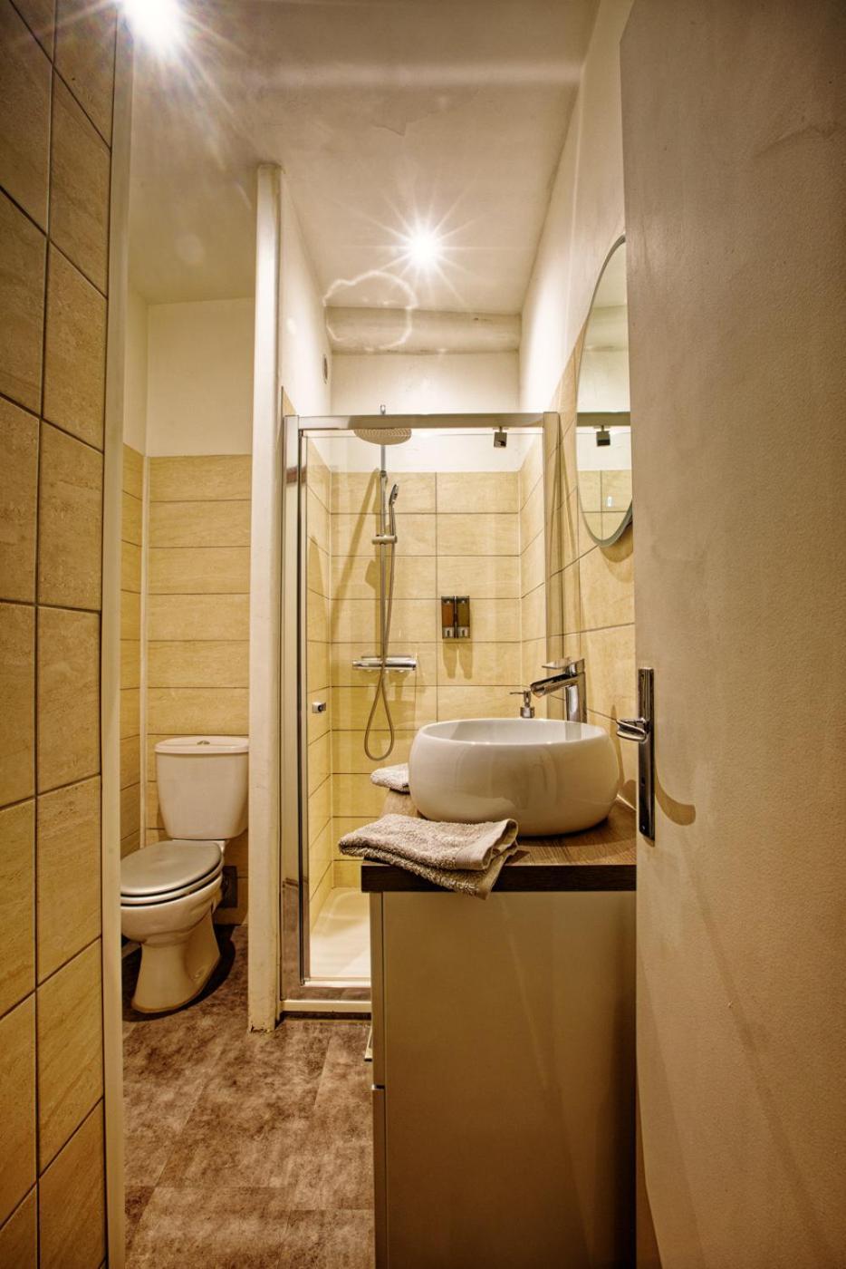 La Casita - Studio Confort Avec Parking Prive - Lit Douillet - Centre Uzes, Pont Du Gard Buitenkant foto