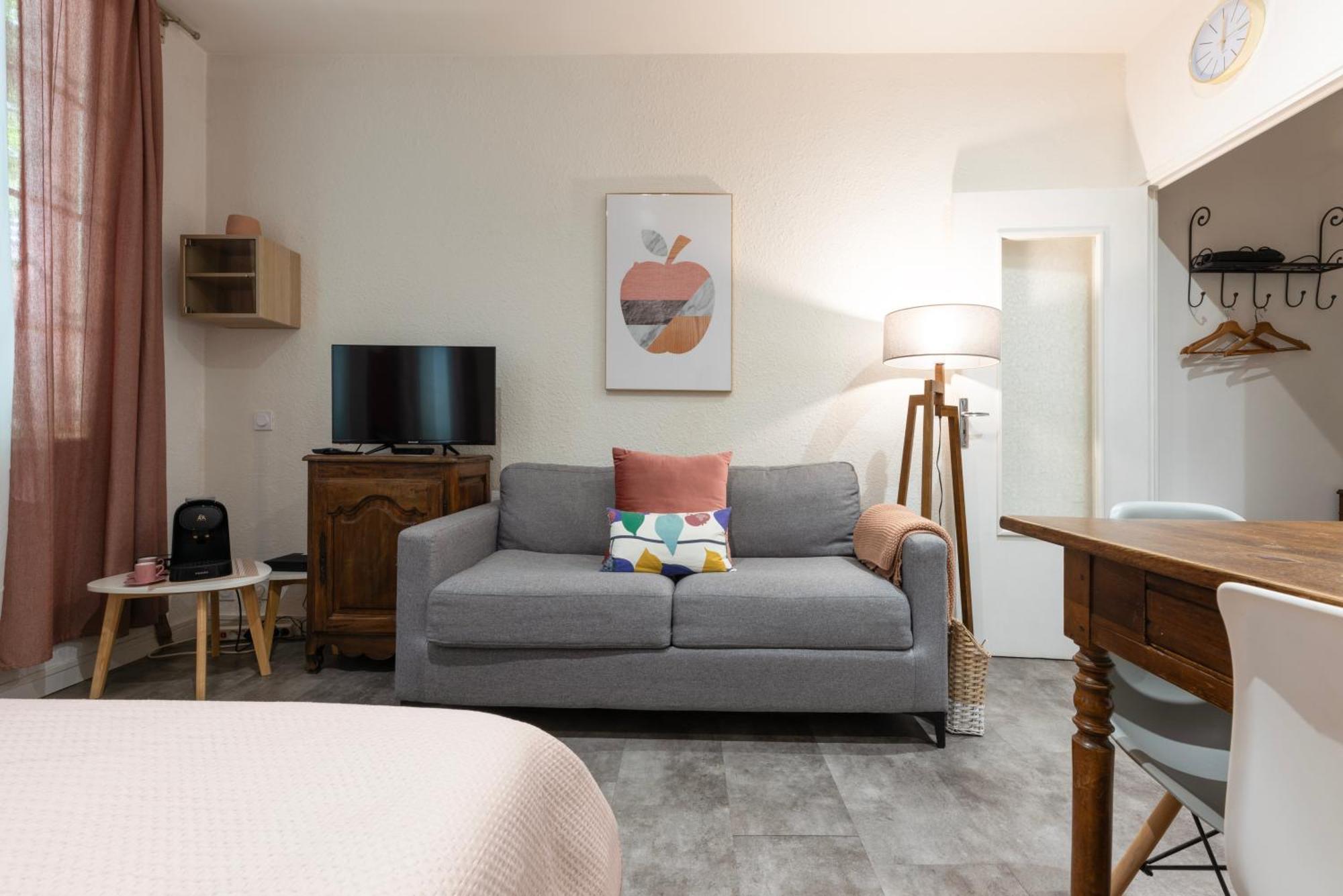 La Casita - Studio Confort Avec Parking Prive - Lit Douillet - Centre Uzes, Pont Du Gard Buitenkant foto